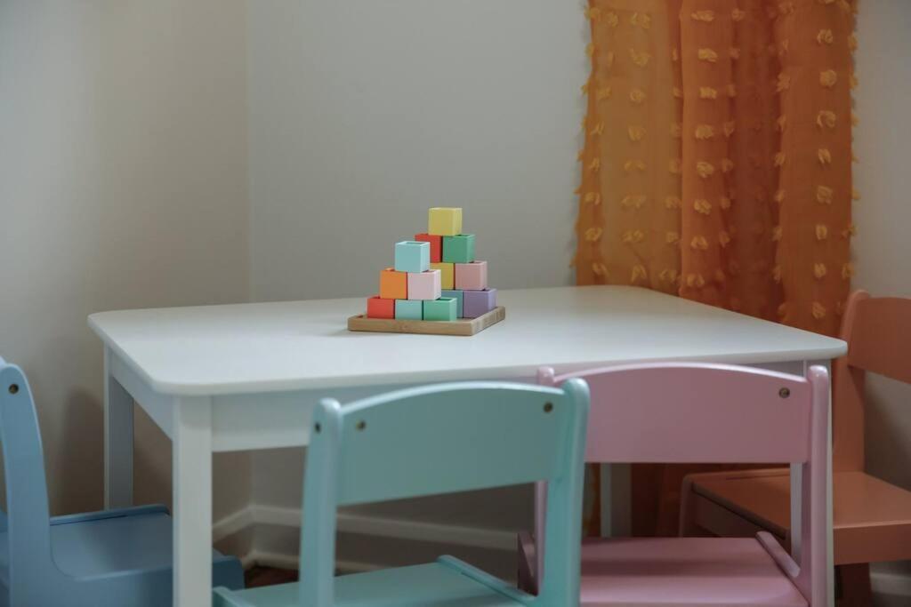 The Huddle House-Hof Home Made For Families Кантон Экстерьер фото